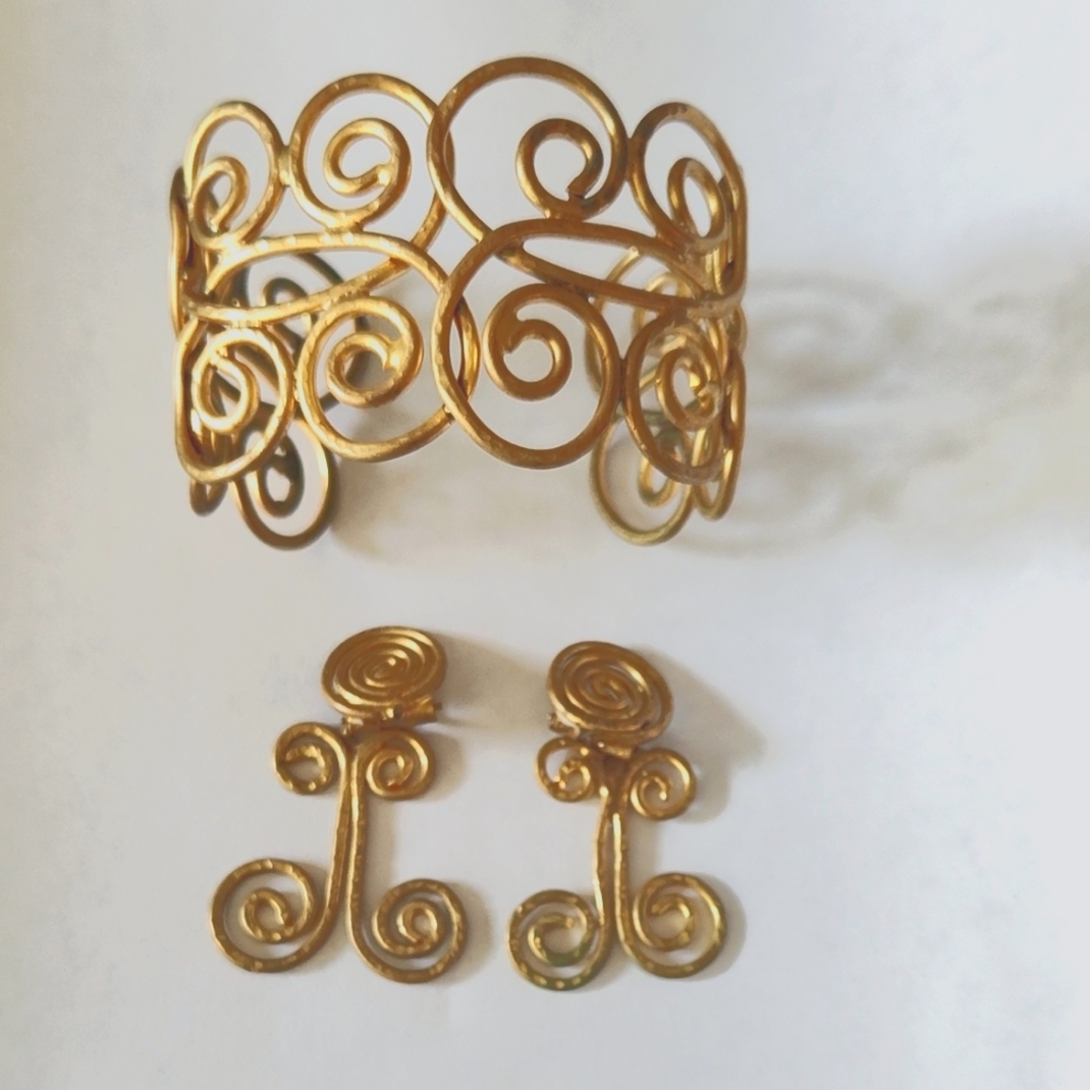 Gold Swirl Cuff Bracelet and Earrings Set